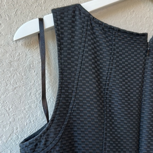 Talbots Silk Blend Textured Fully Lined Classic Little Black Dress Size 8P - Picture 6 of 16